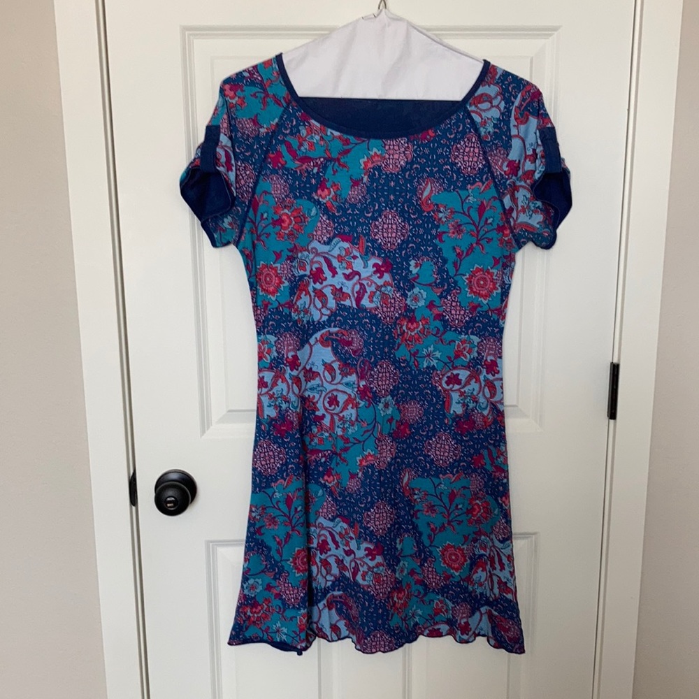 GUC Title Nine reversible dress size Medium